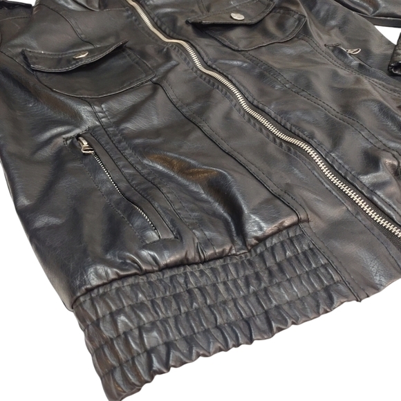 Miss London Women's Black Faux Leather Bomber/Biker Jacket Size M - Picture 6 of 9